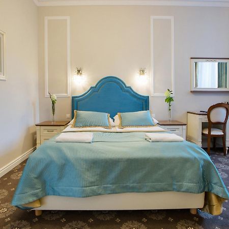Aparthotel Dwor Hetman Jarosław Esterno foto
